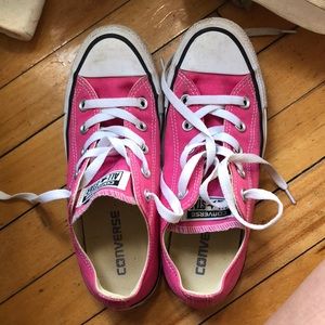 Pink converse